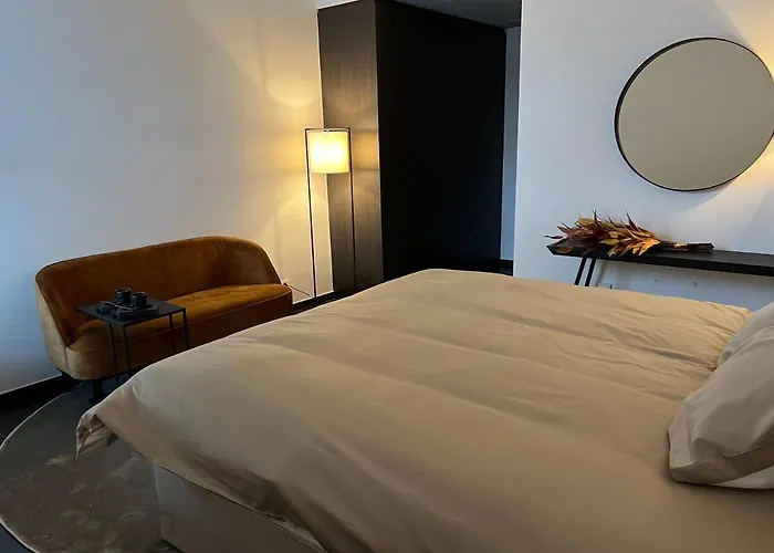 Maison 4* خنت