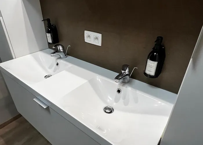 فندق مبيت وإفطار Maison 4*