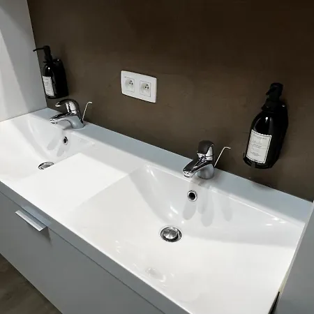 Bed & Breakfast Maison 4*